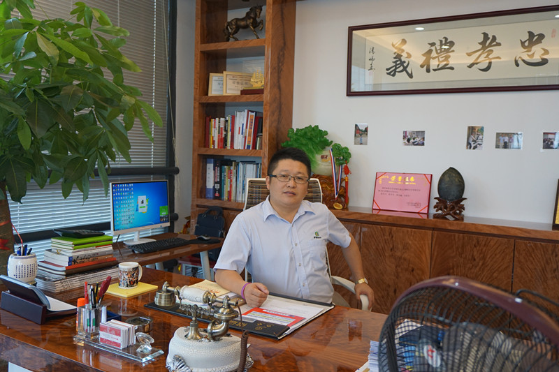 色虎看片软件化工色虎视频APP下载漆厂家总经理张文先生