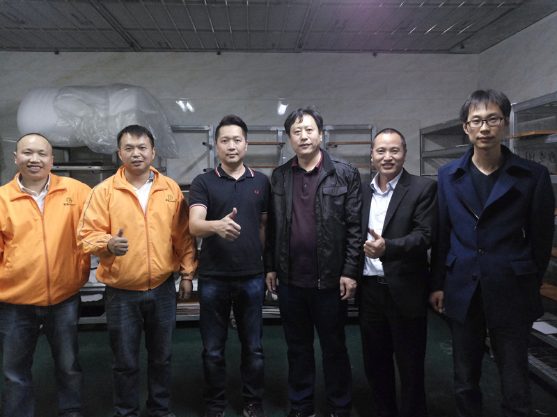 津宝乐器认可色虎看片软件水漆的质量